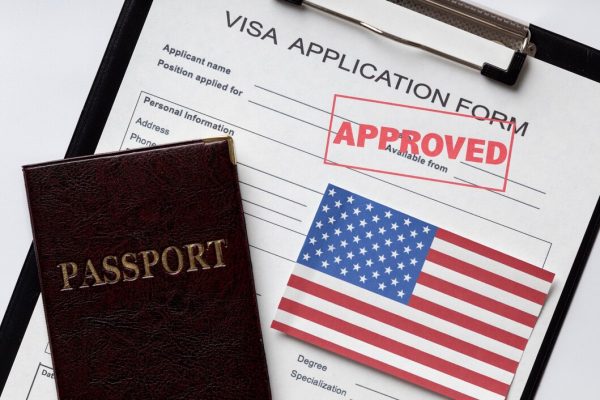 visa-application-america-arrangement_23-2149117828